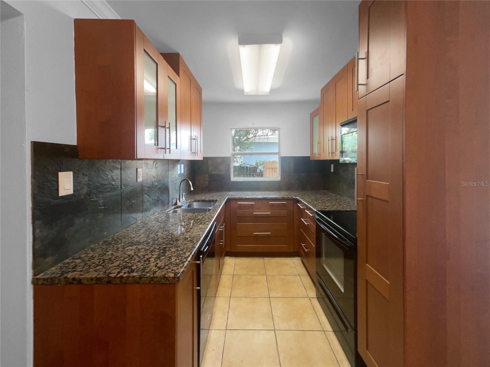 2441 SANFORD AVE, SANFORD, FL, 32771