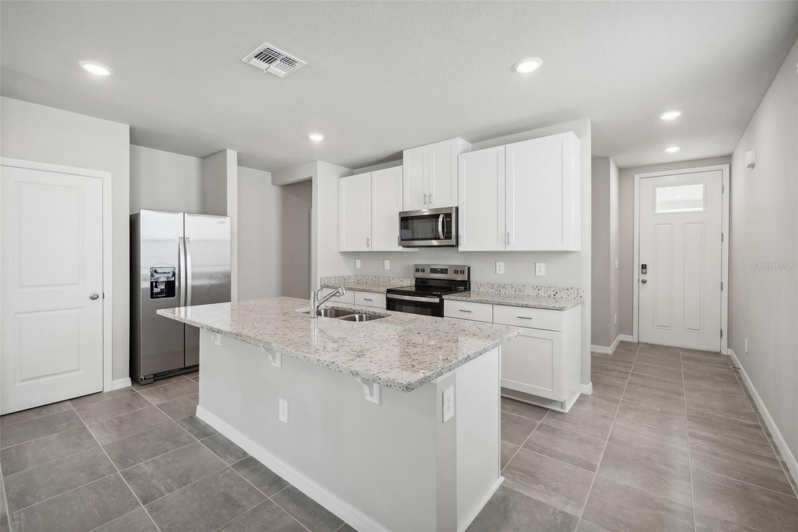 3810 RADIANT MOUNTAIN DR, PLANT CITY, FL, 33565