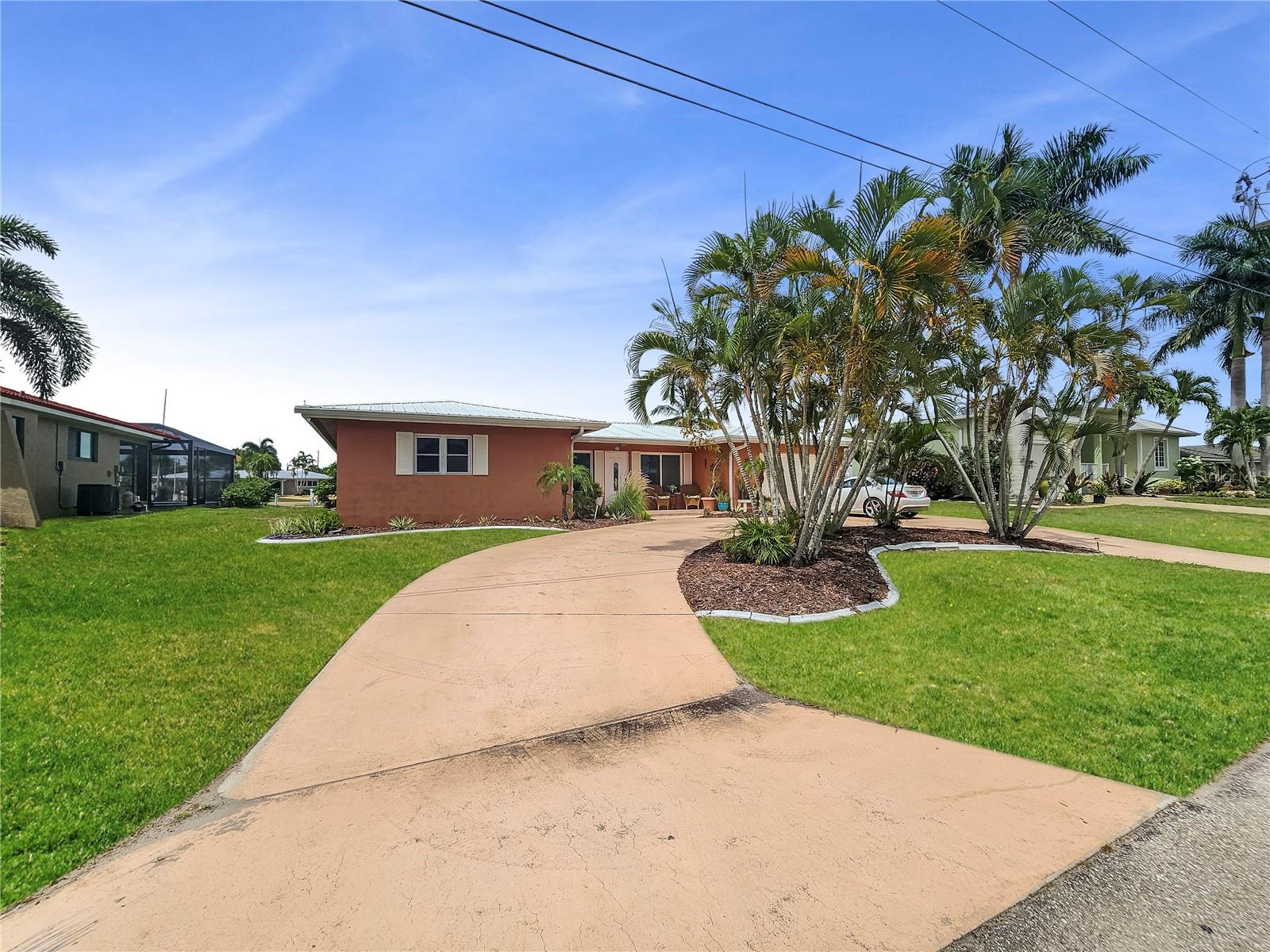 270 BELAIRE CT, PUNTA GORDA, FL, 33950