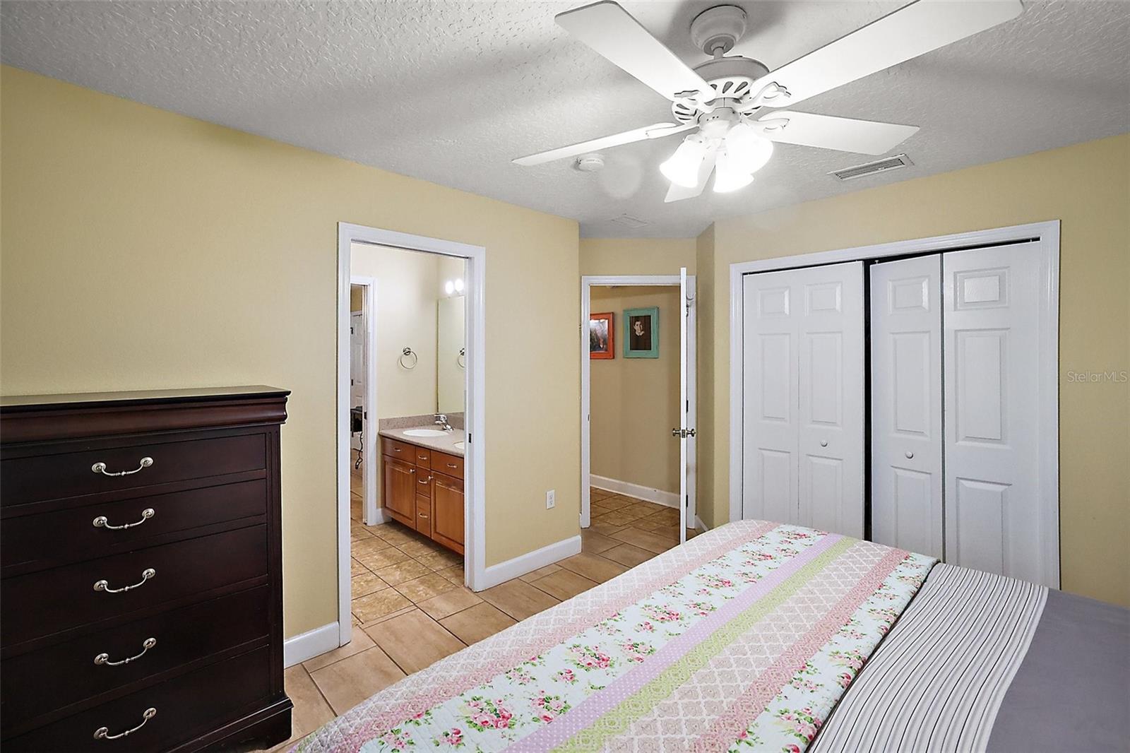 10710 NE 27TH ST, OXFORD, FL, 34484