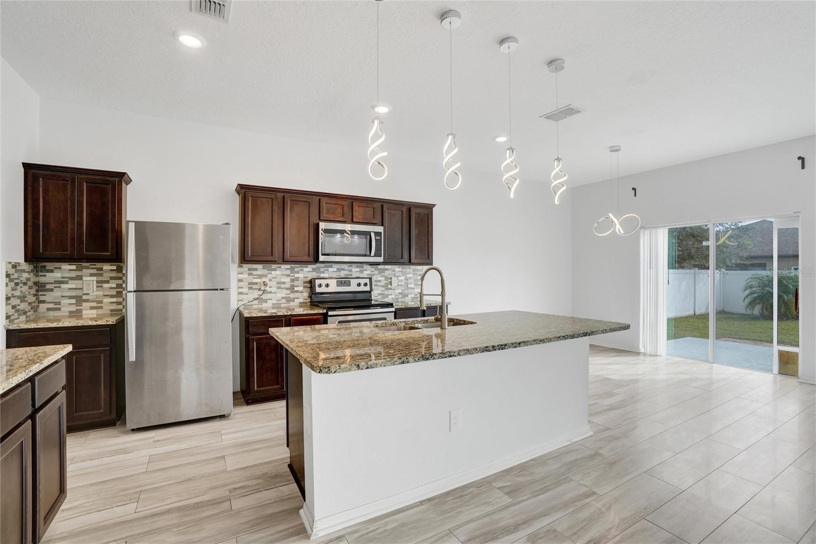 3920 SALTMARSH LOOP, SANFORD, FL, 32773