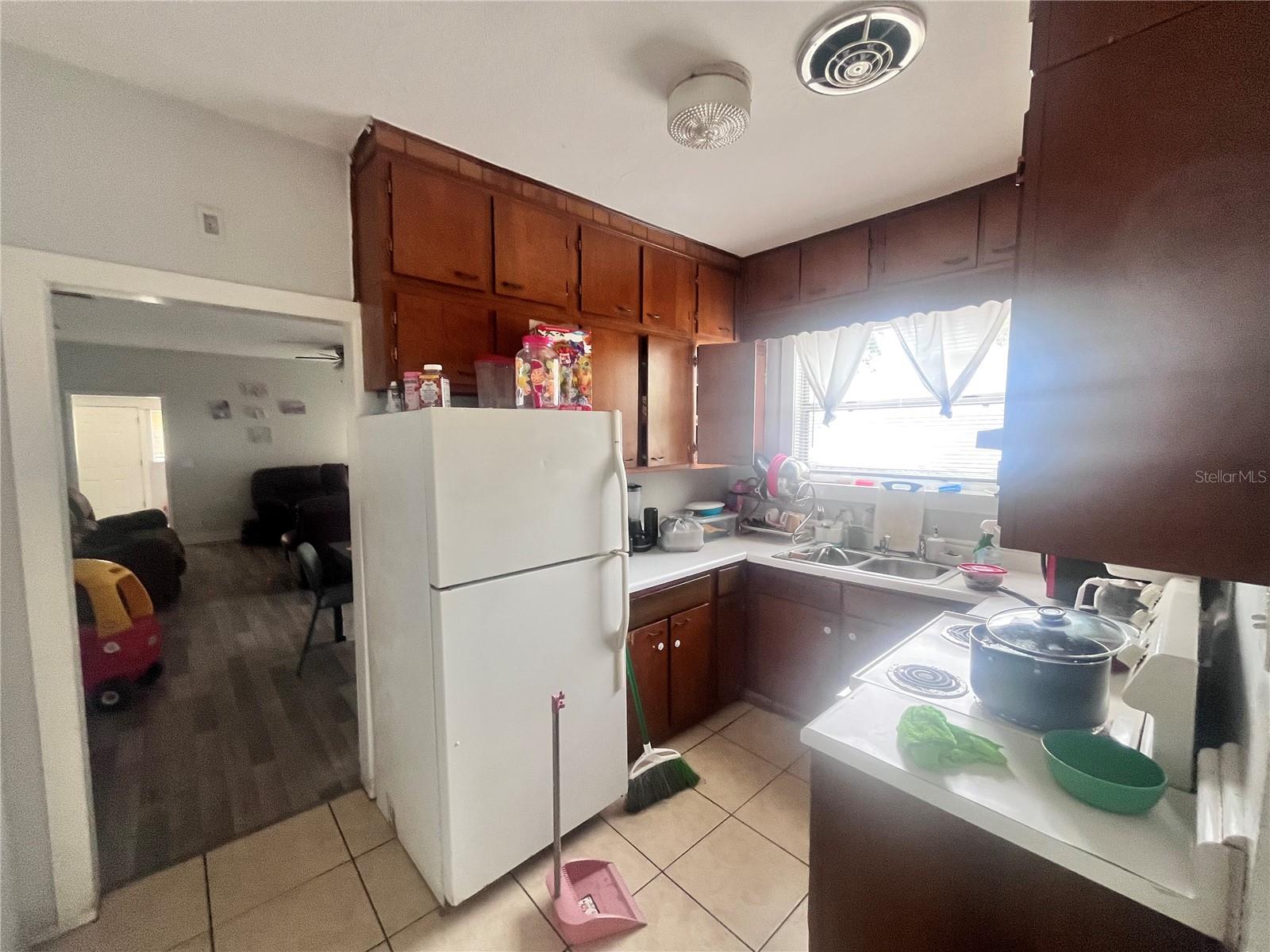 918 SHOREVIEW DR, ORLANDO, FL, 32807