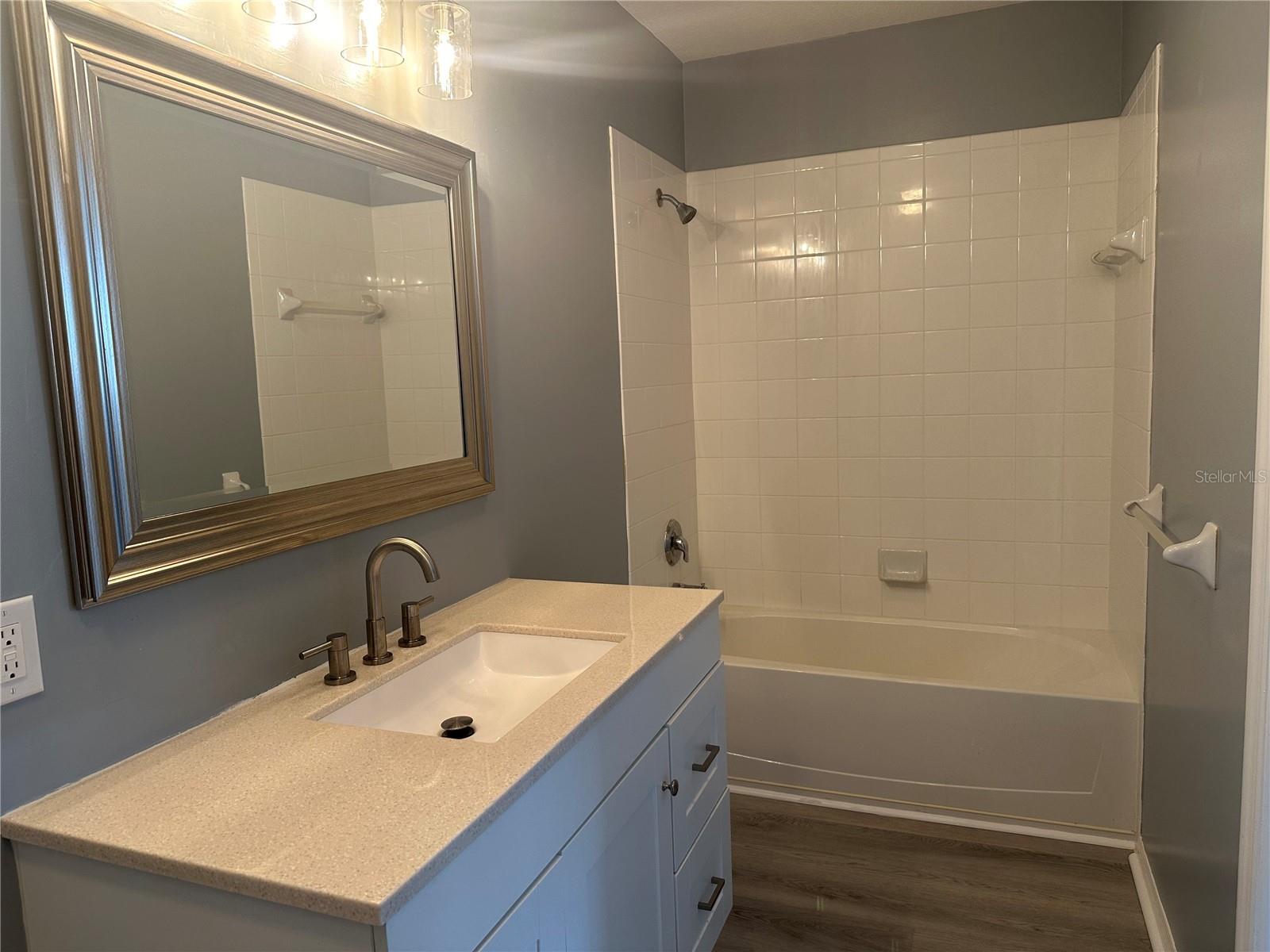2140 HERON LAKE DR #204, PUNTA GORDA, FL, 33983