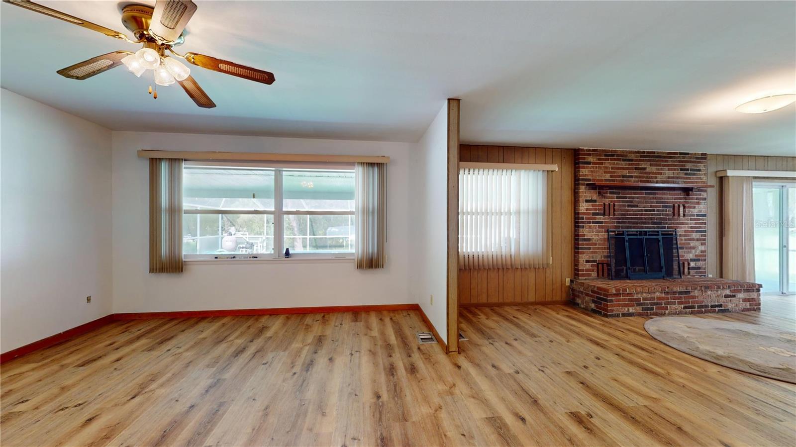 408 S APOPKA AVE, INVERNESS, FL, 34452