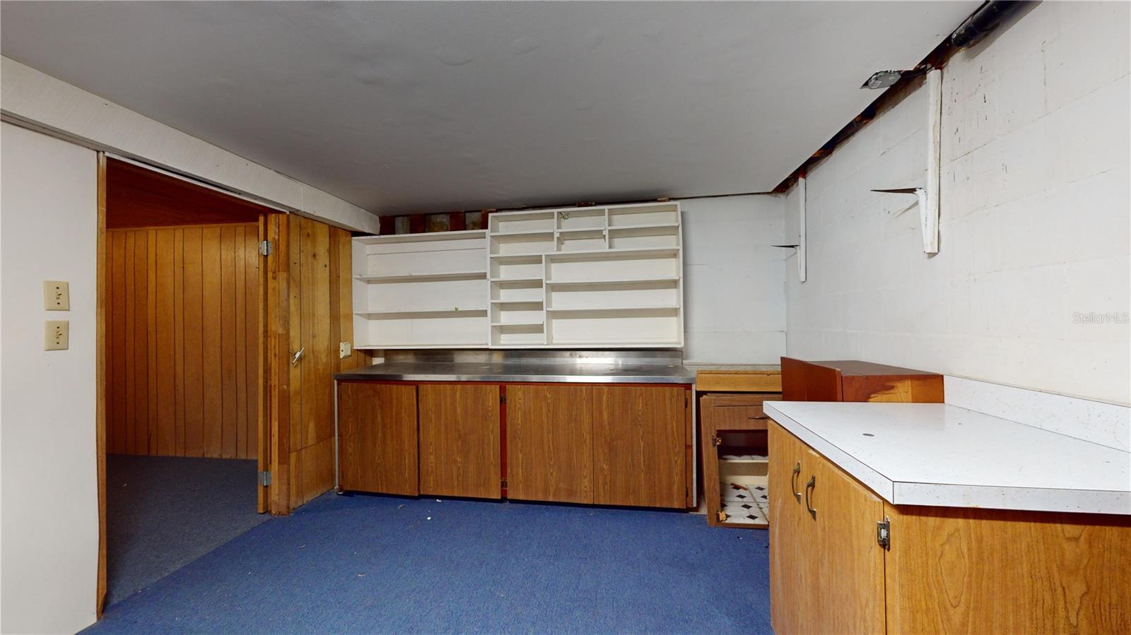 408 S APOPKA AVE, INVERNESS, FL, 34452