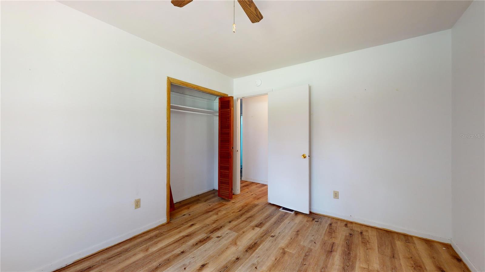 408 S APOPKA AVE, INVERNESS, FL, 34452