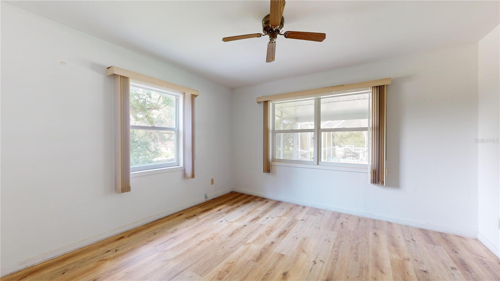 408 S APOPKA AVE, INVERNESS, FL, 34452