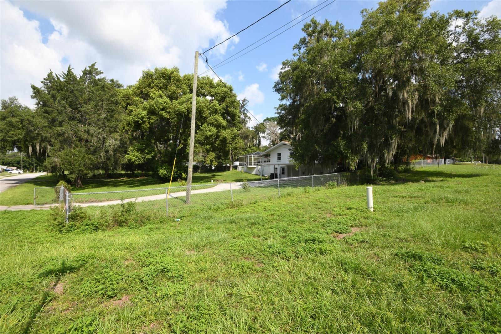 408 S APOPKA AVE, INVERNESS, FL, 34452