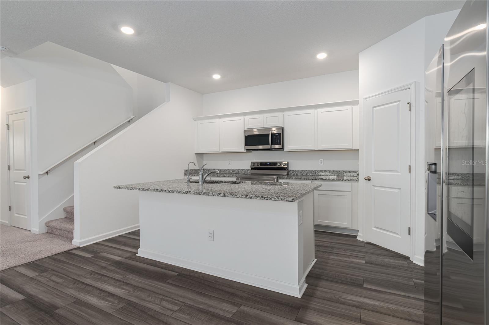 10423 LADYBUG CV, PARRISH, FL, 34219