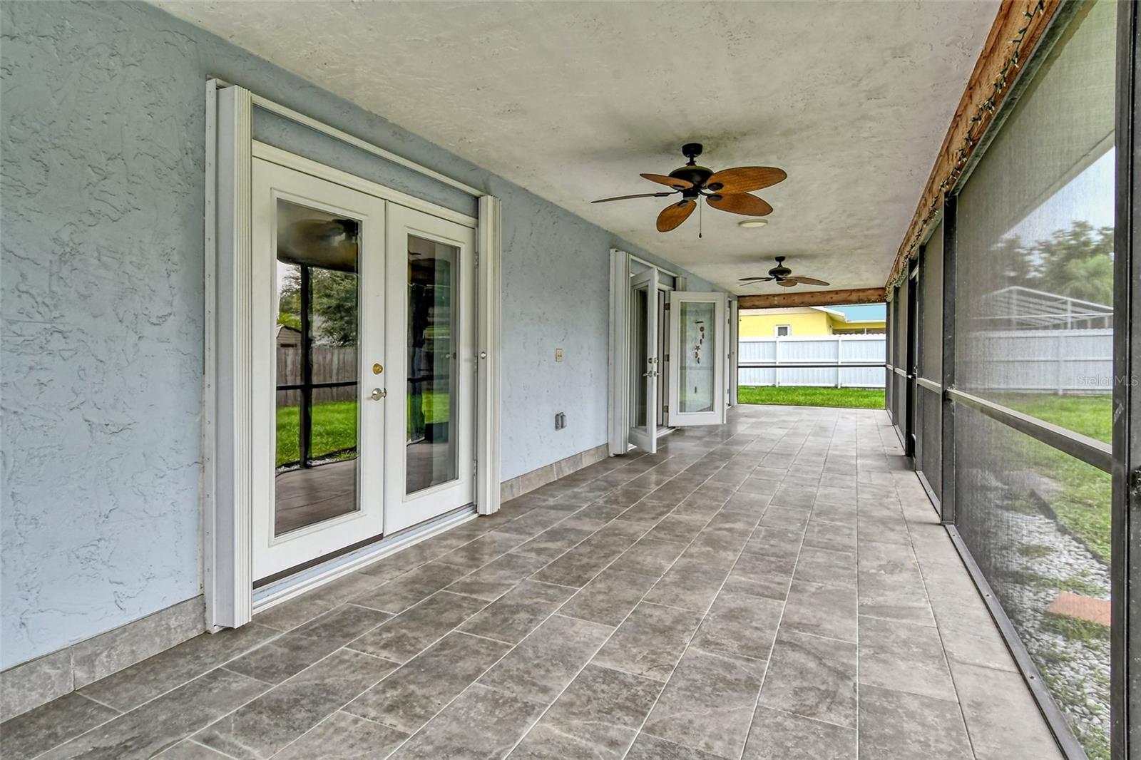 2480 MCGUFFY CIR, SARASOTA, FL, 34235