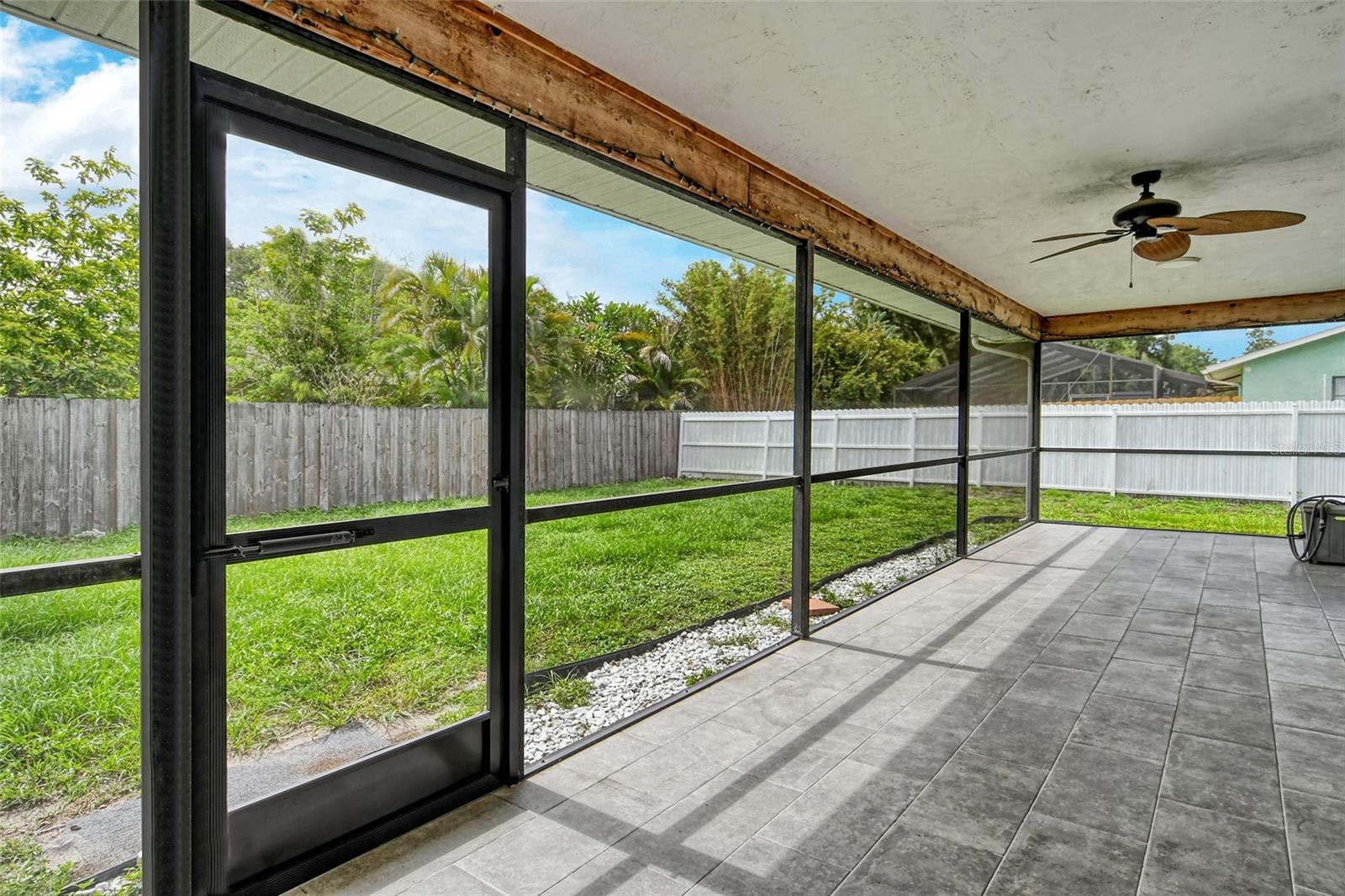 2480 MCGUFFY CIR, SARASOTA, FL, 34235