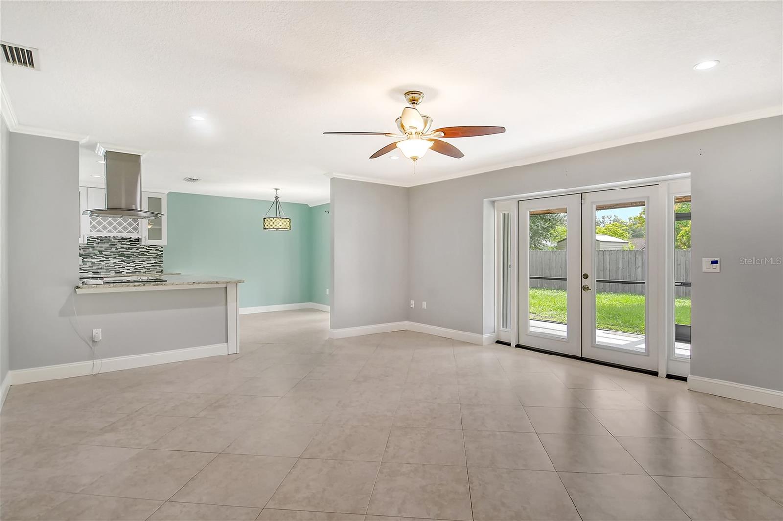 2480 MCGUFFY CIR, SARASOTA, FL, 34235