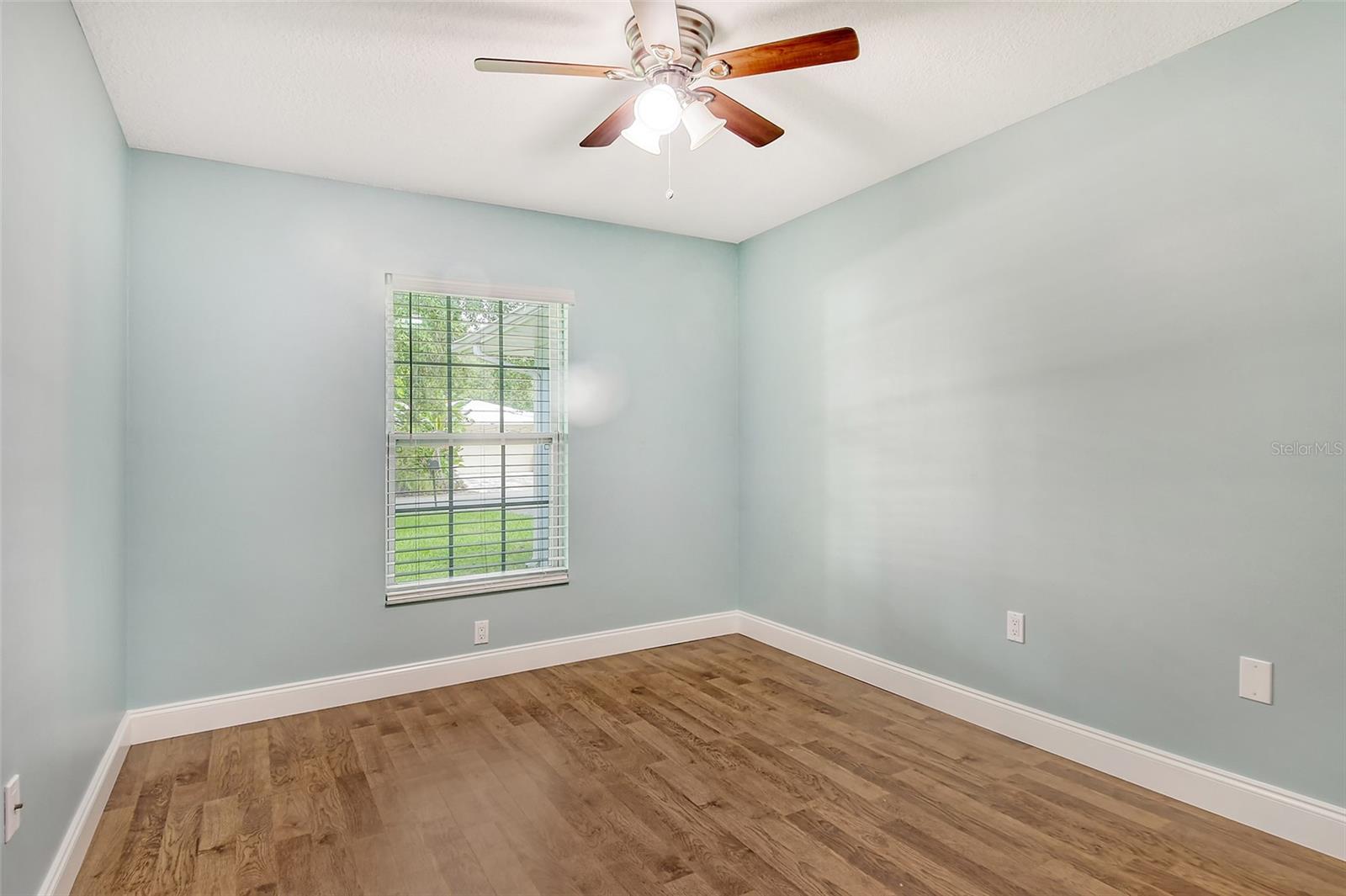 2480 MCGUFFY CIR, SARASOTA, FL, 34235