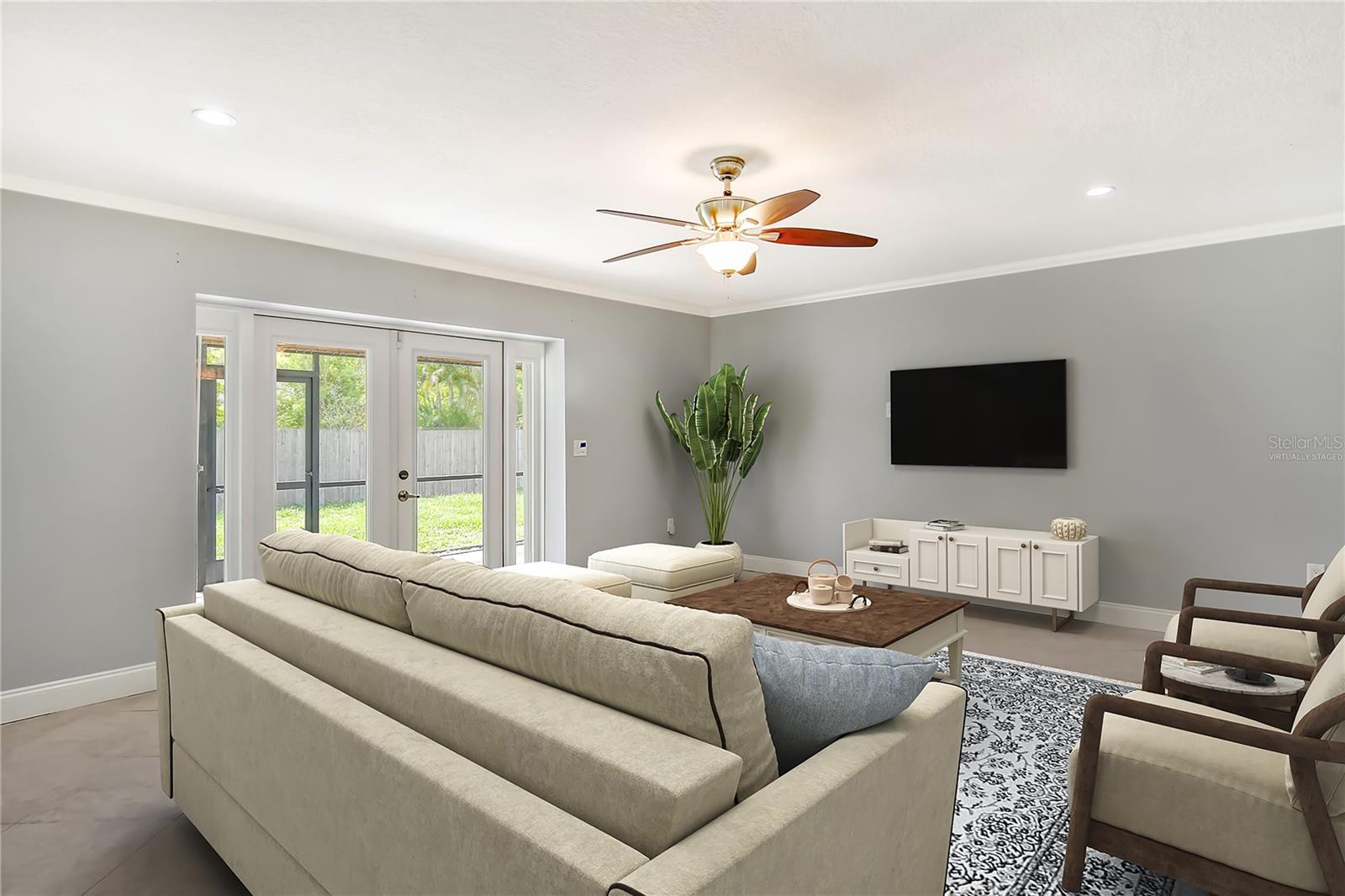 2480 MCGUFFY CIR, SARASOTA, FL, 34235