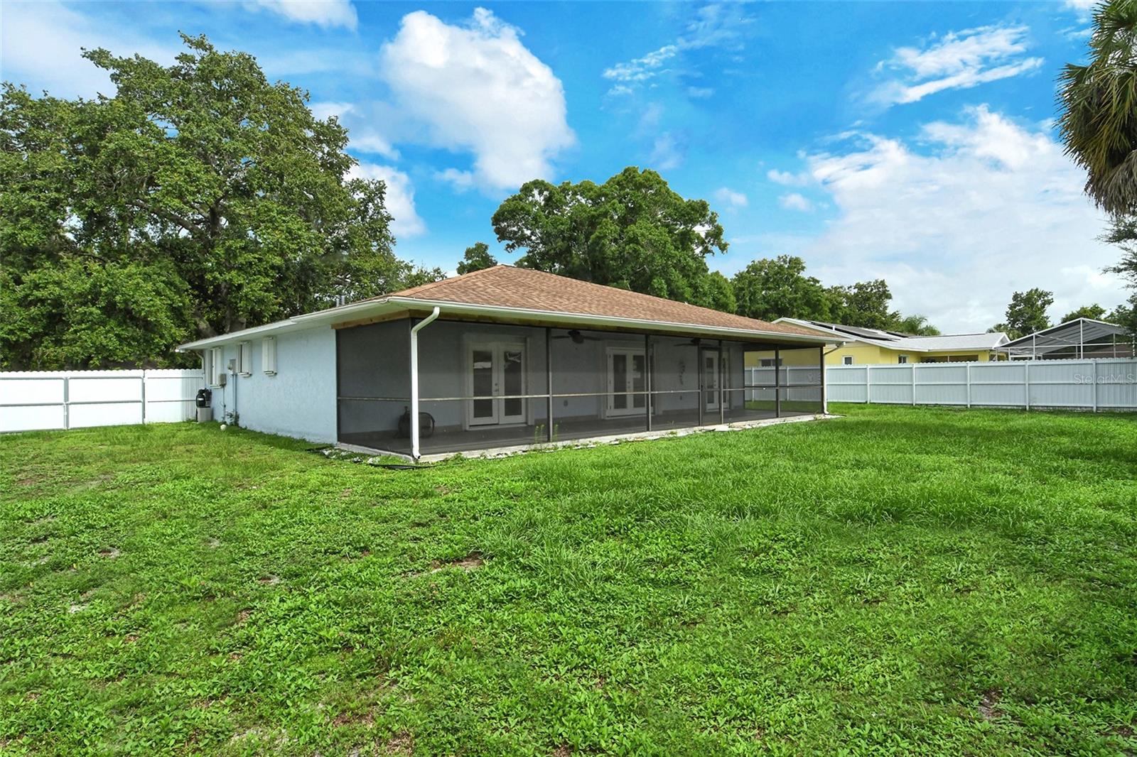 2480 MCGUFFY CIR, SARASOTA, FL, 34235