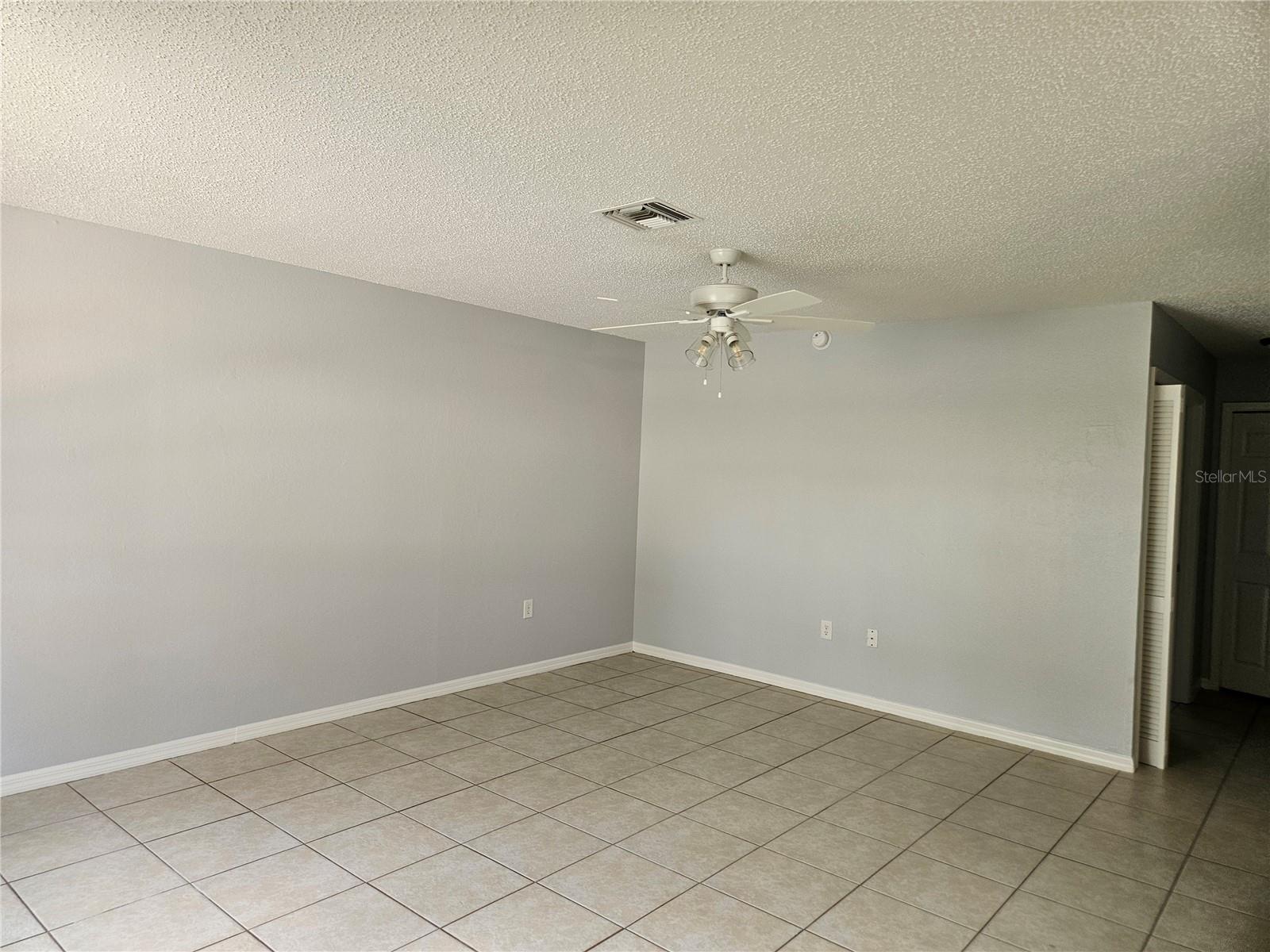 733 E ALFRED ST, TAVARES, FL, 32778