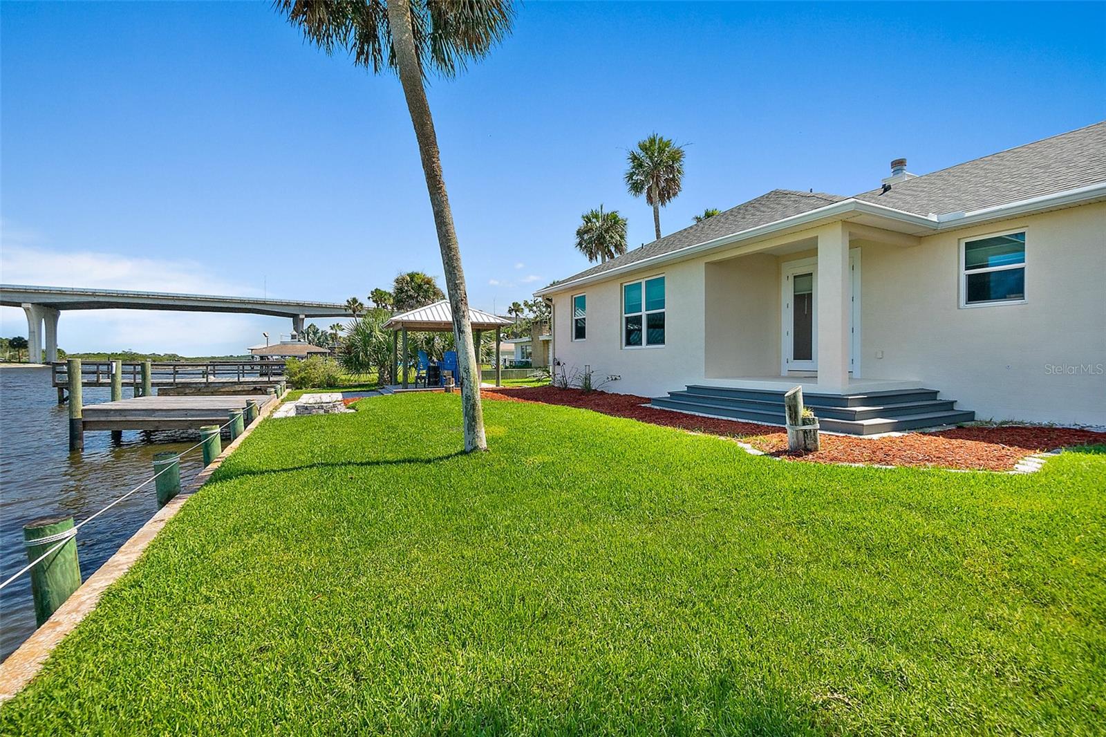 204 LAMBERT AVE, FLAGLER BEACH, FL, 32136