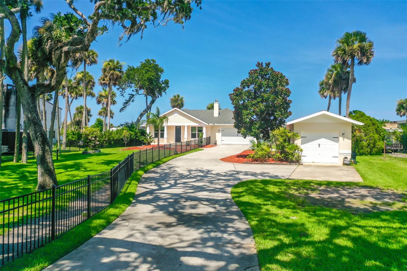 204 LAMBERT AVE, FLAGLER BEACH, FL, 32136