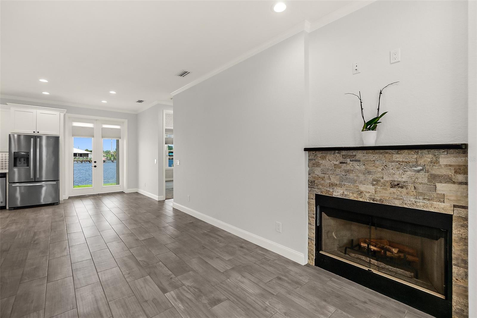 204 LAMBERT AVE, FLAGLER BEACH, FL, 32136