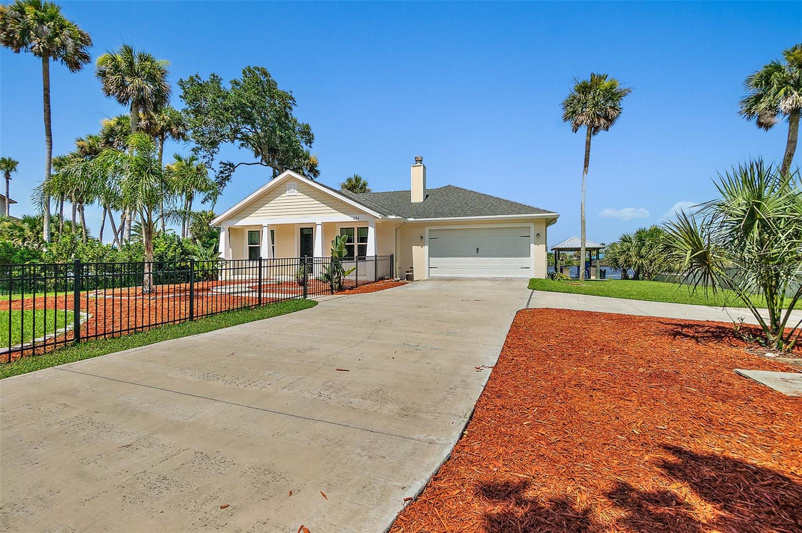 204 LAMBERT AVE, FLAGLER BEACH, FL, 32136