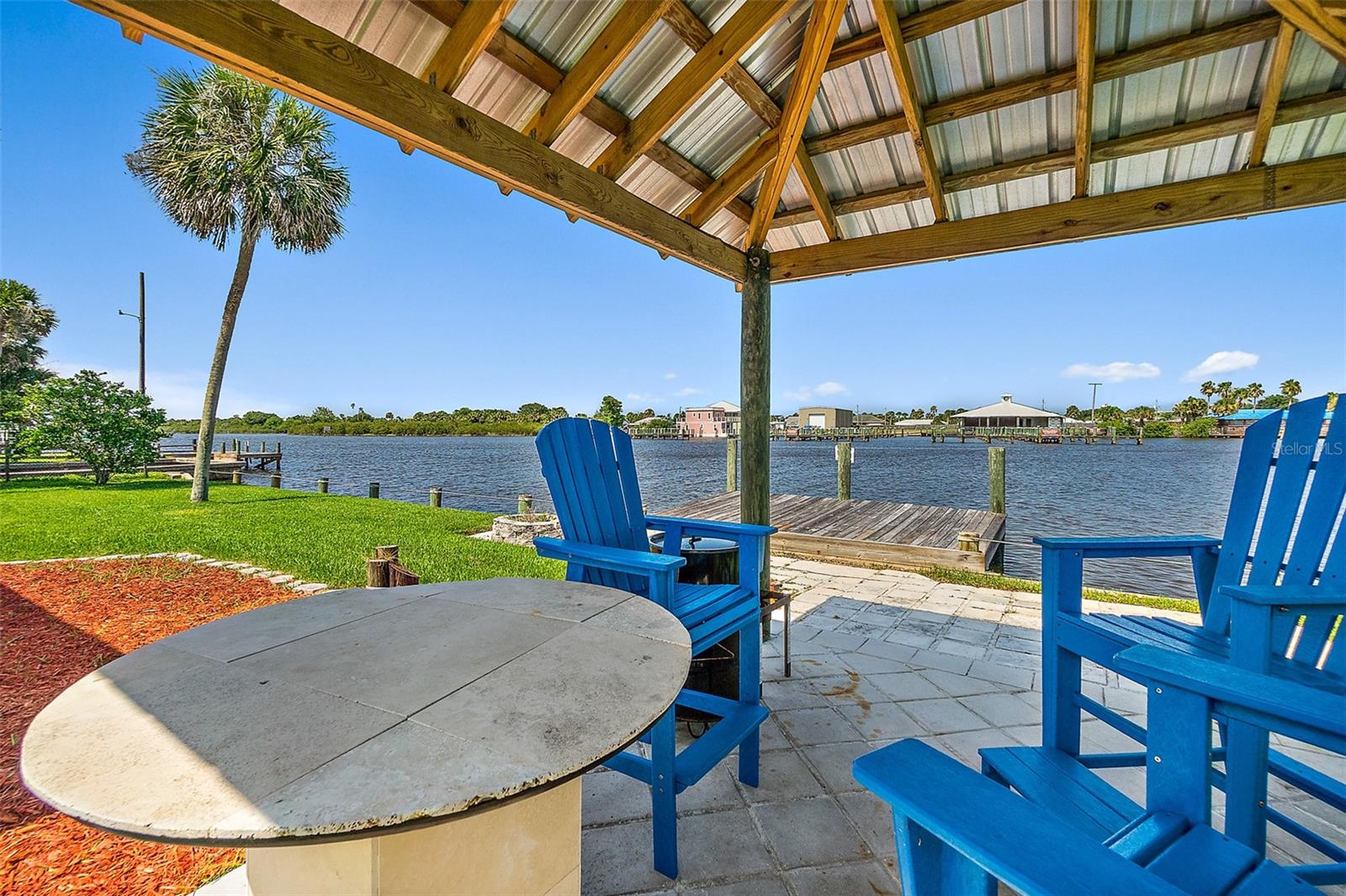 204 LAMBERT AVE, FLAGLER BEACH, FL, 32136