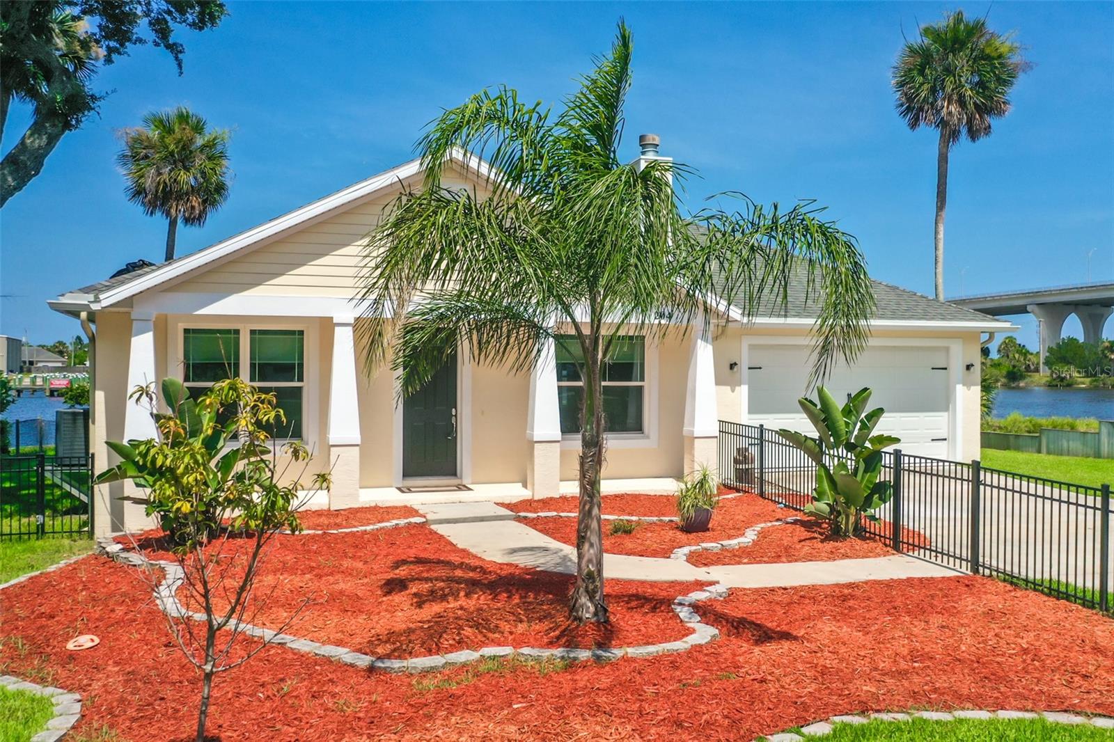 204 LAMBERT AVE, FLAGLER BEACH, FL, 32136