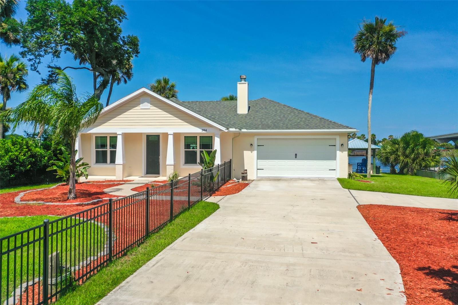 204 LAMBERT AVE, FLAGLER BEACH, FL, 32136
