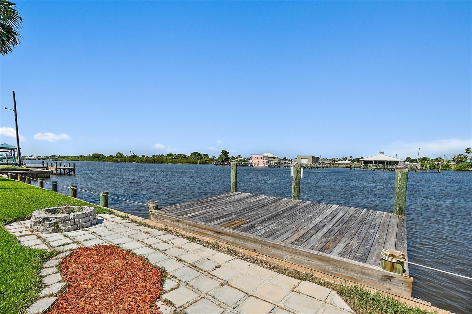 204 LAMBERT AVE, FLAGLER BEACH, FL, 32136