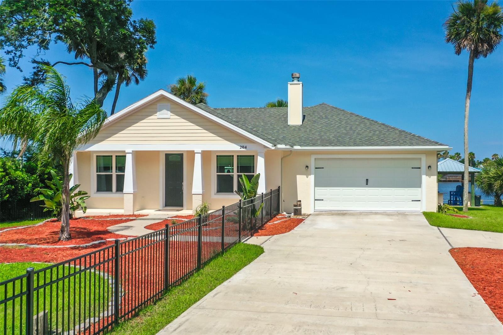 204 LAMBERT AVE, FLAGLER BEACH, FL, 32136