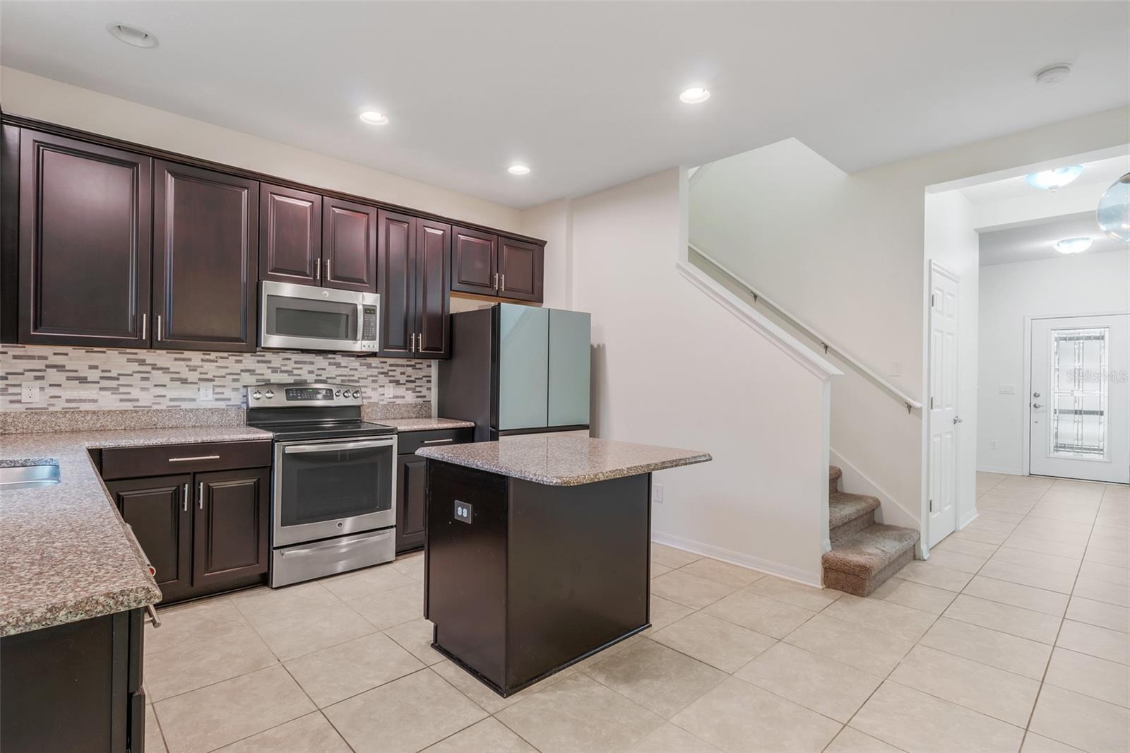 278 BLUE CYPRESS DR, GROVELAND, FL, 34736