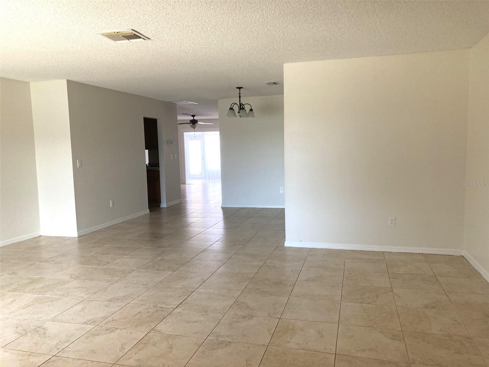 1505 CLOISTER DR, SUN CITY CENTER, FL, 33573