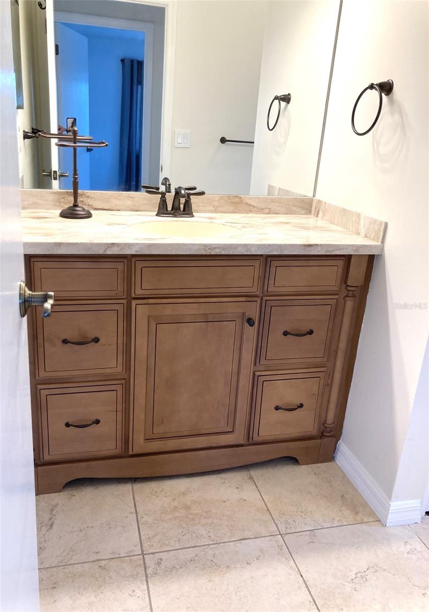 1505 CLOISTER DR, SUN CITY CENTER, FL, 33573