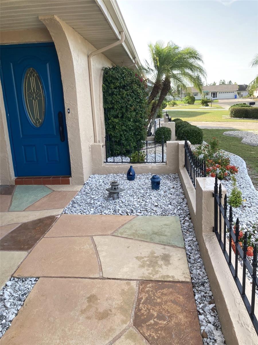 1505 CLOISTER DR, SUN CITY CENTER, FL, 33573
