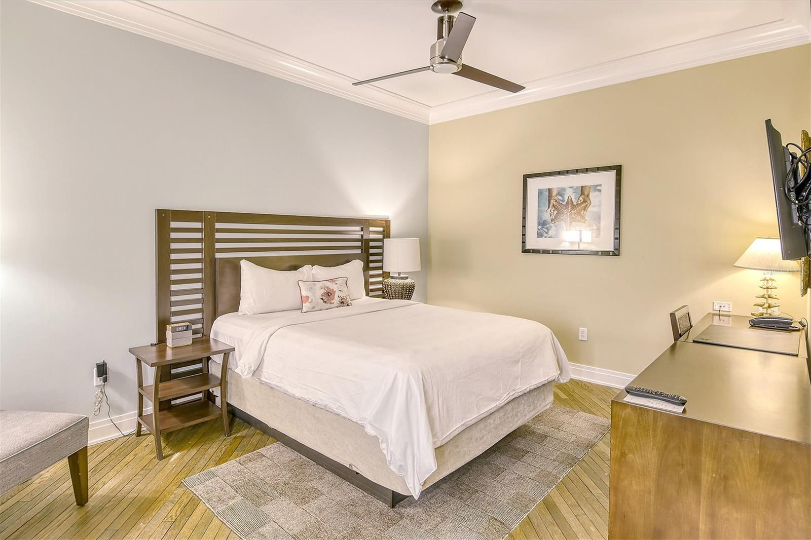 915 SEASIDE DR #607, Weeks 14-15, SARASOTA, FL, 34242