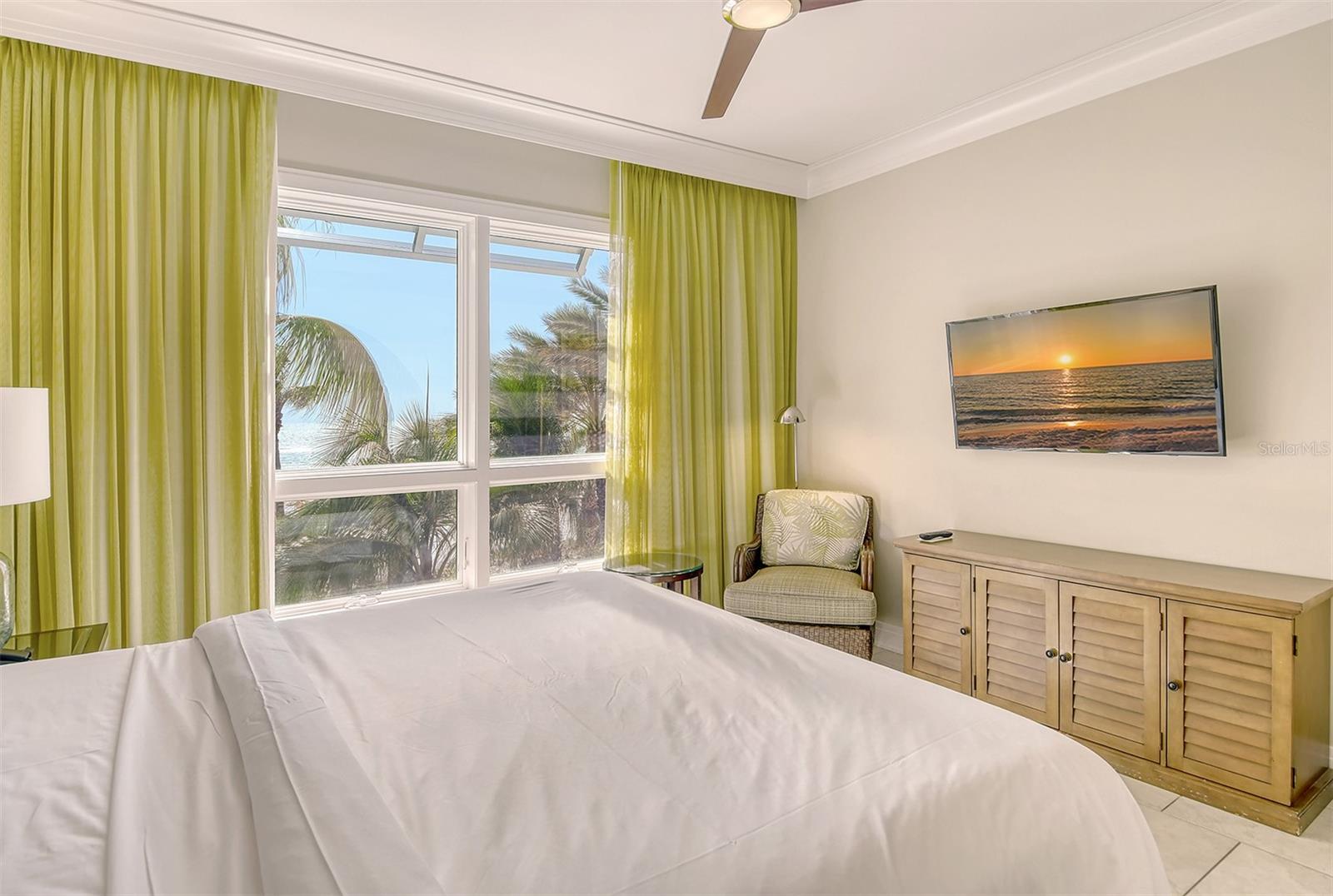 915 SEASIDE DR #607, Weeks 14-15, SARASOTA, FL, 34242
