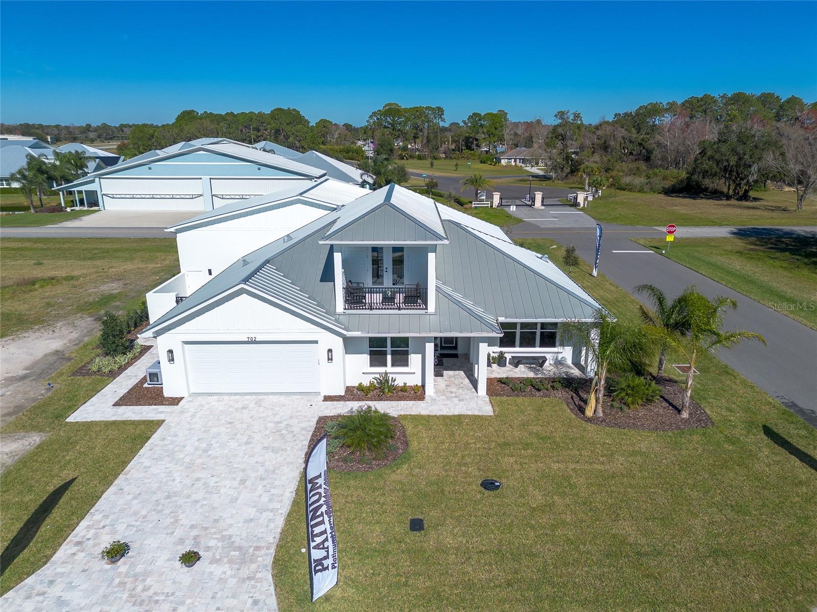 702 SKYLANE CIR, EDGEWATER, FL, 32132