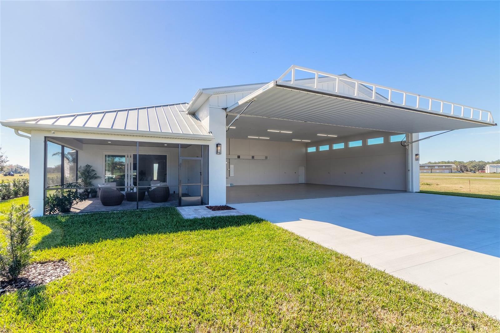 702 SKYLANE CIR, EDGEWATER, FL, 32132