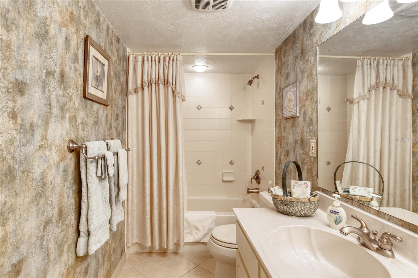 1513 OCEAN SHORE BLVD #3C, ORMOND BEACH, FL, 32176