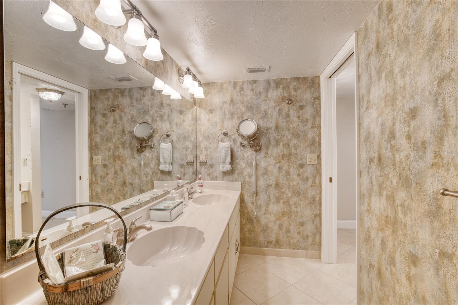 1513 OCEAN SHORE BLVD #3C, ORMOND BEACH, FL, 32176