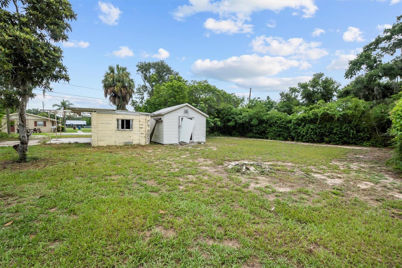 417 E SEMINOLE AVE, LAKE WALES, FL, 33853