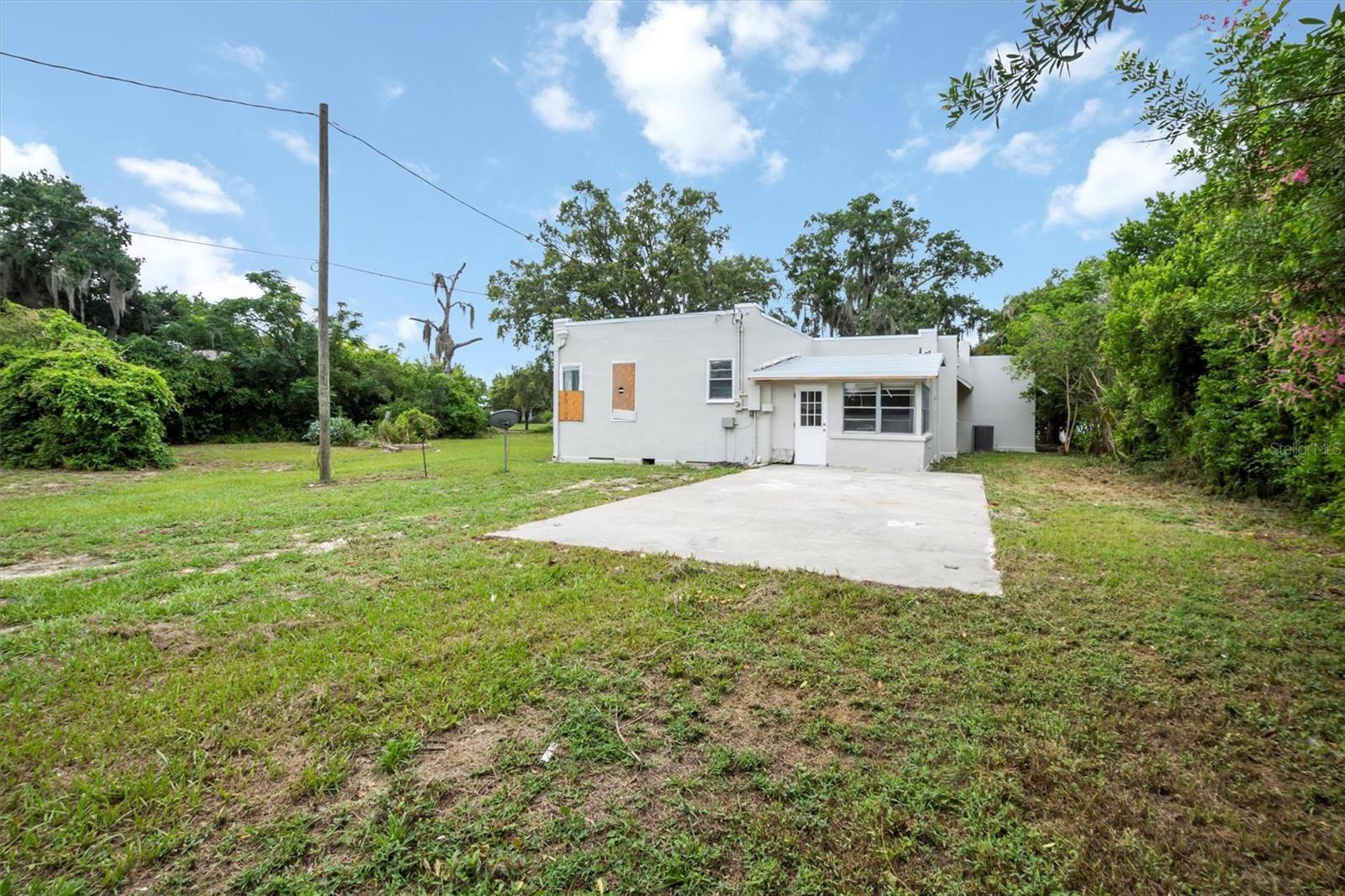 417 E SEMINOLE AVE, LAKE WALES, FL, 33853