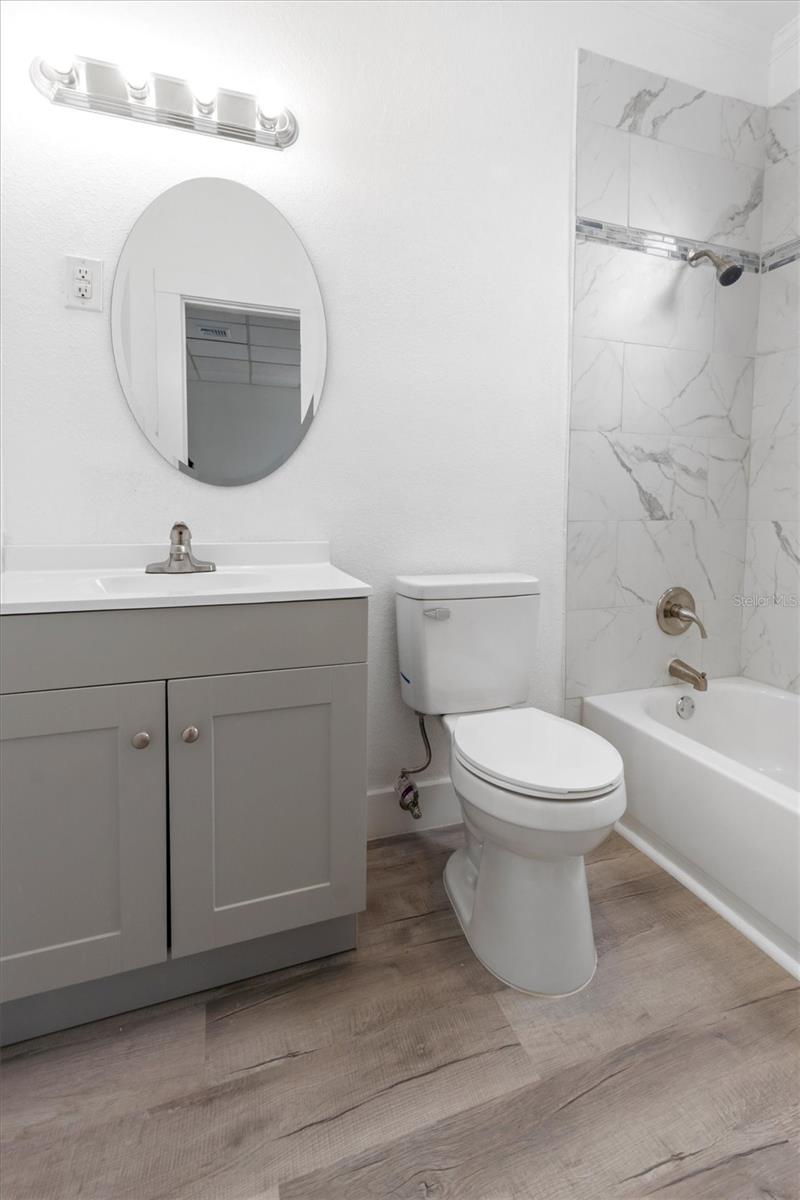 417 E SEMINOLE AVE, LAKE WALES, FL, 33853