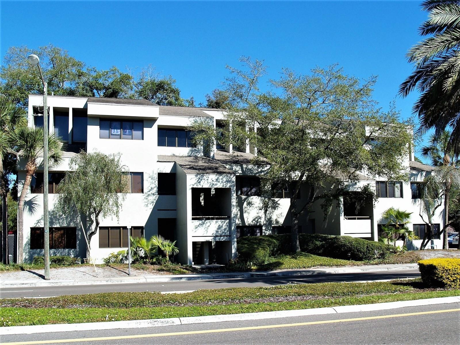 3333 W KENNEDY BLVD #203, TAMPA, FL, 33609