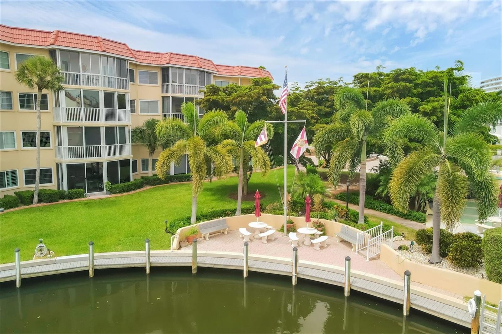 1300 N PORTOFINO DR #208, SARASOTA, FL, 34242