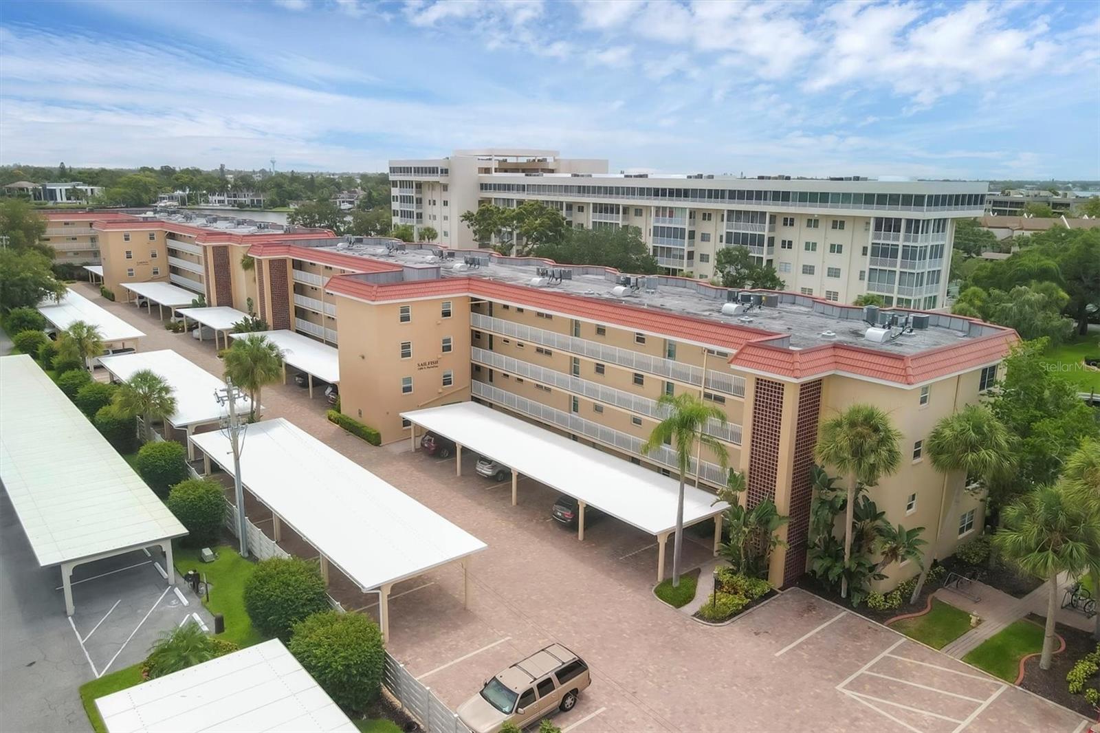1300 N PORTOFINO DR #208, SARASOTA, FL, 34242