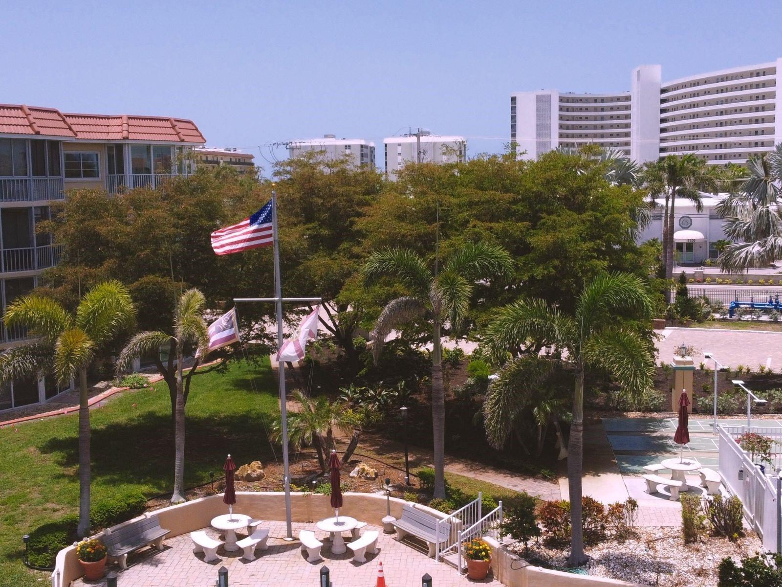 1300 N PORTOFINO DR #208, SARASOTA, FL, 34242