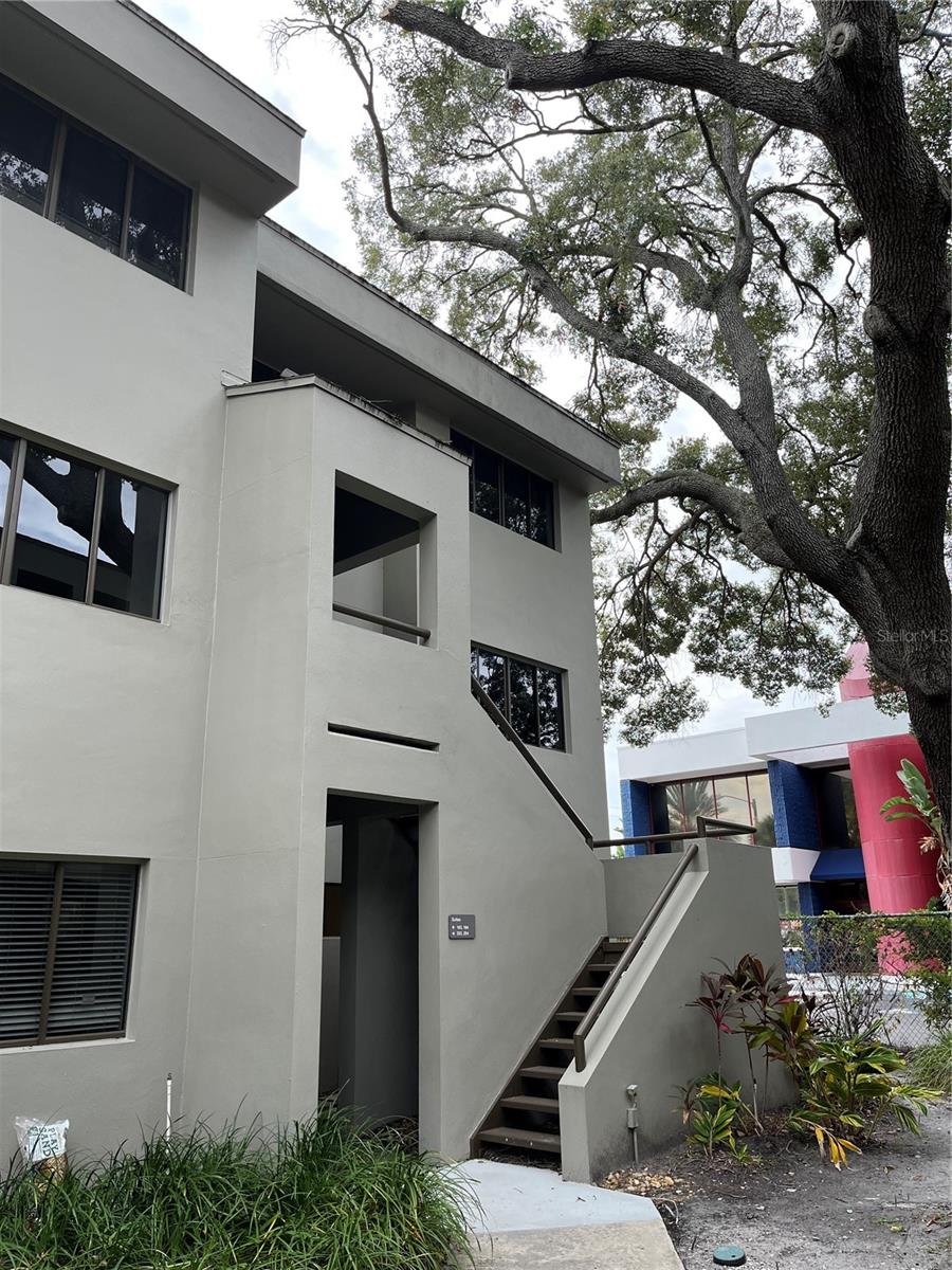 3333 W KENNEDY BLVD #204, TAMPA, FL, 33609