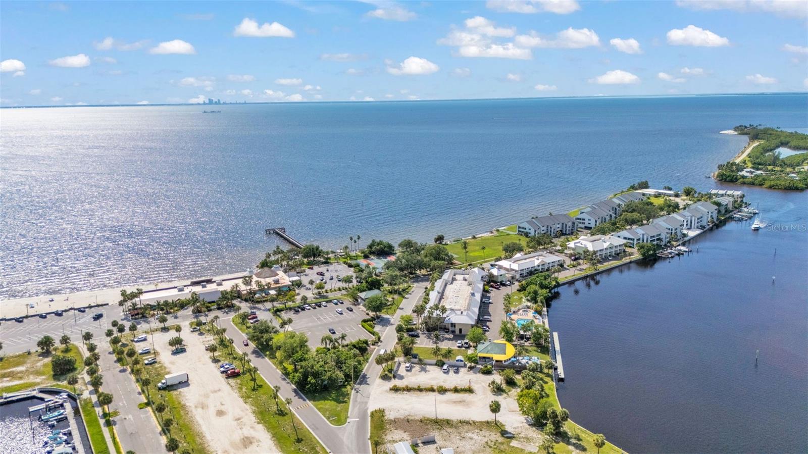 549 BAHIA BEACH BLVD, RUSKIN, FL, 33570