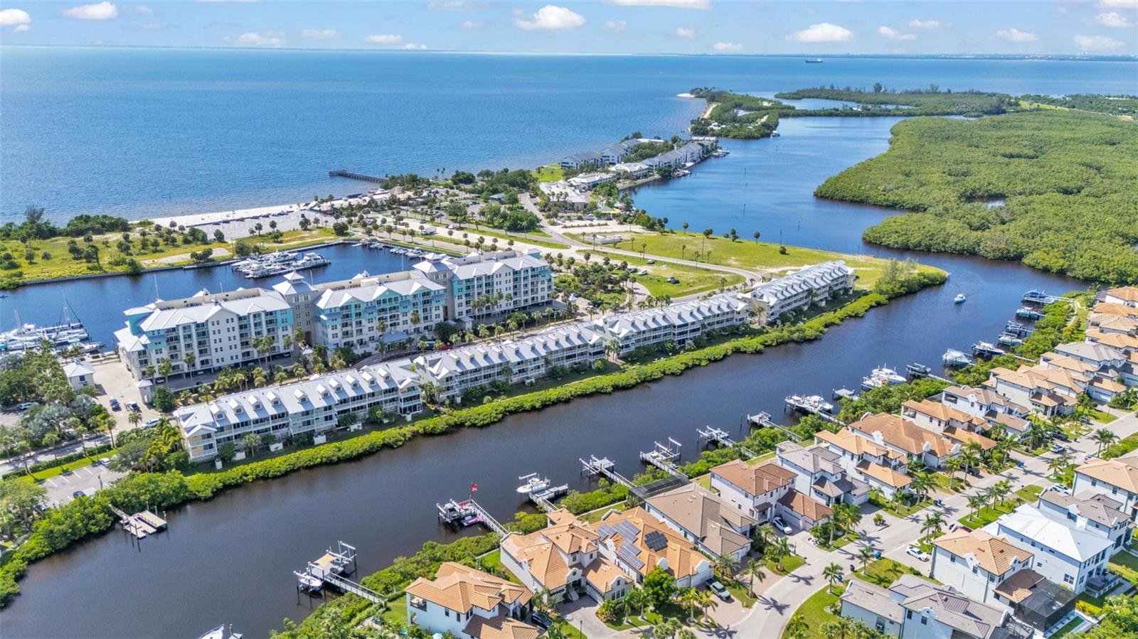 549 BAHIA BEACH BLVD, RUSKIN, FL, 33570