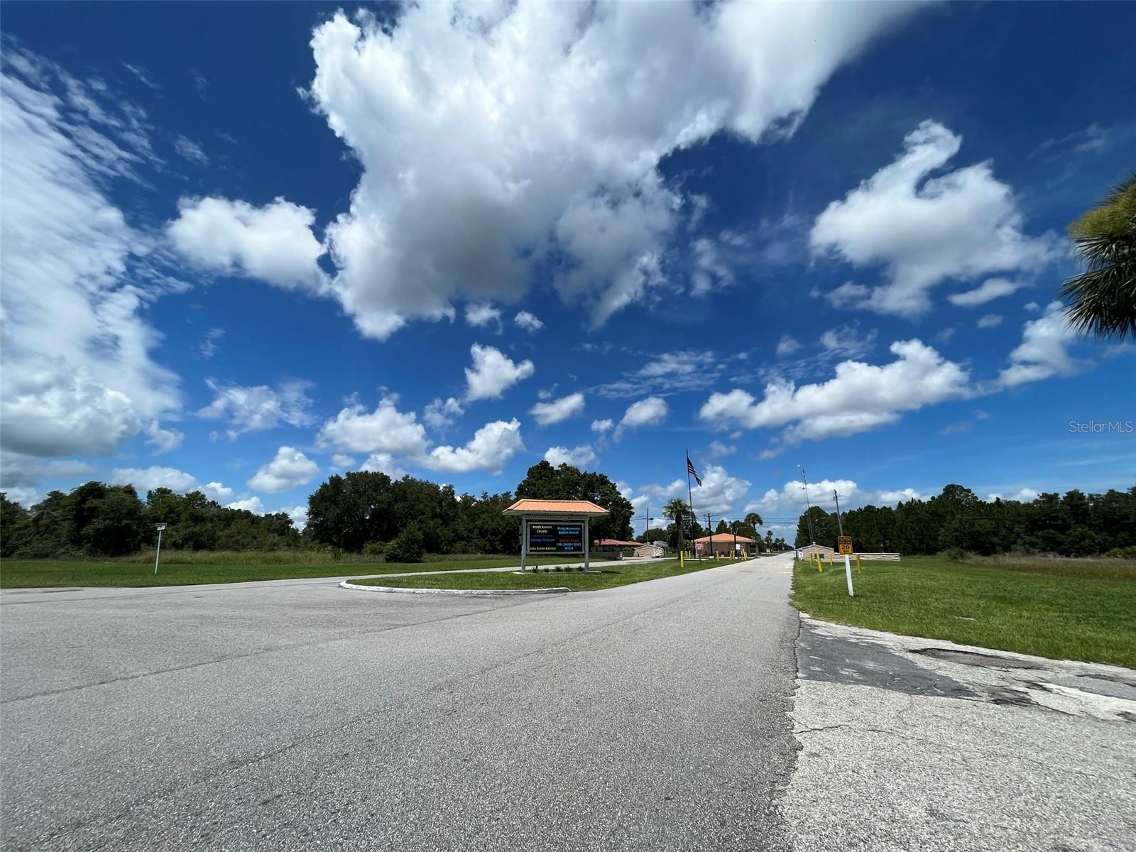 109 ALBA DR, INDIAN LAKE ESTATES, FL, 33855